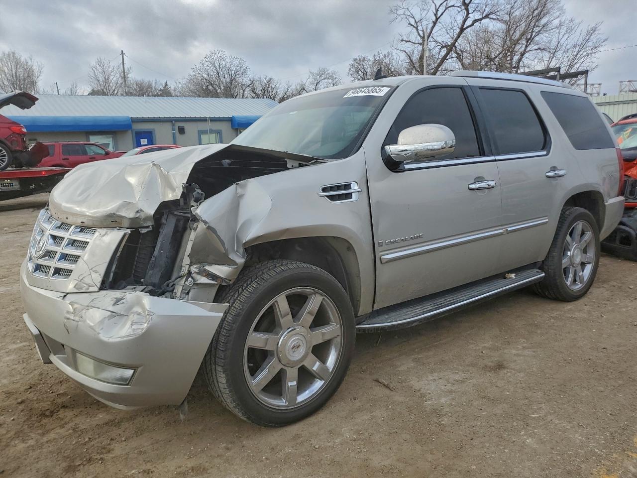 Salvage Cadillac Escalade Image