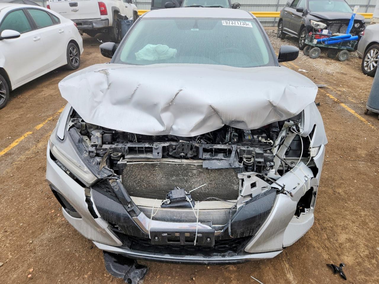 Nissan Maxima S