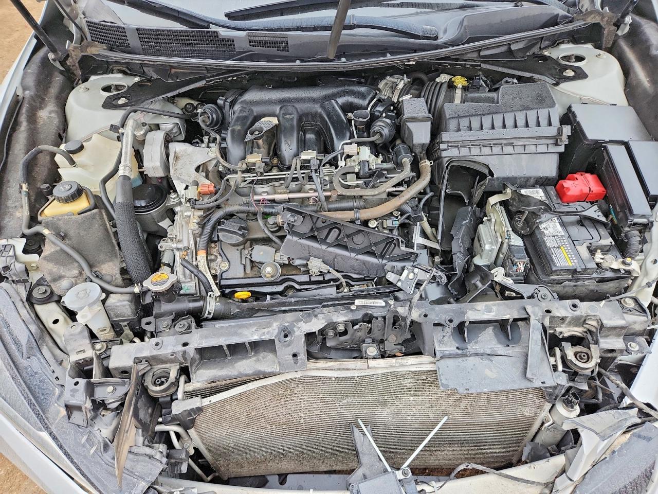 Nissan Maxima S