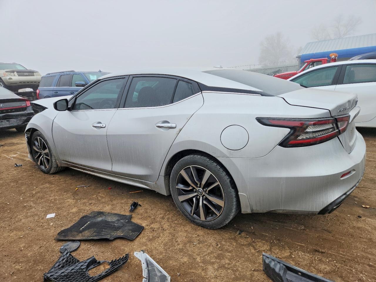 Nissan Maxima S