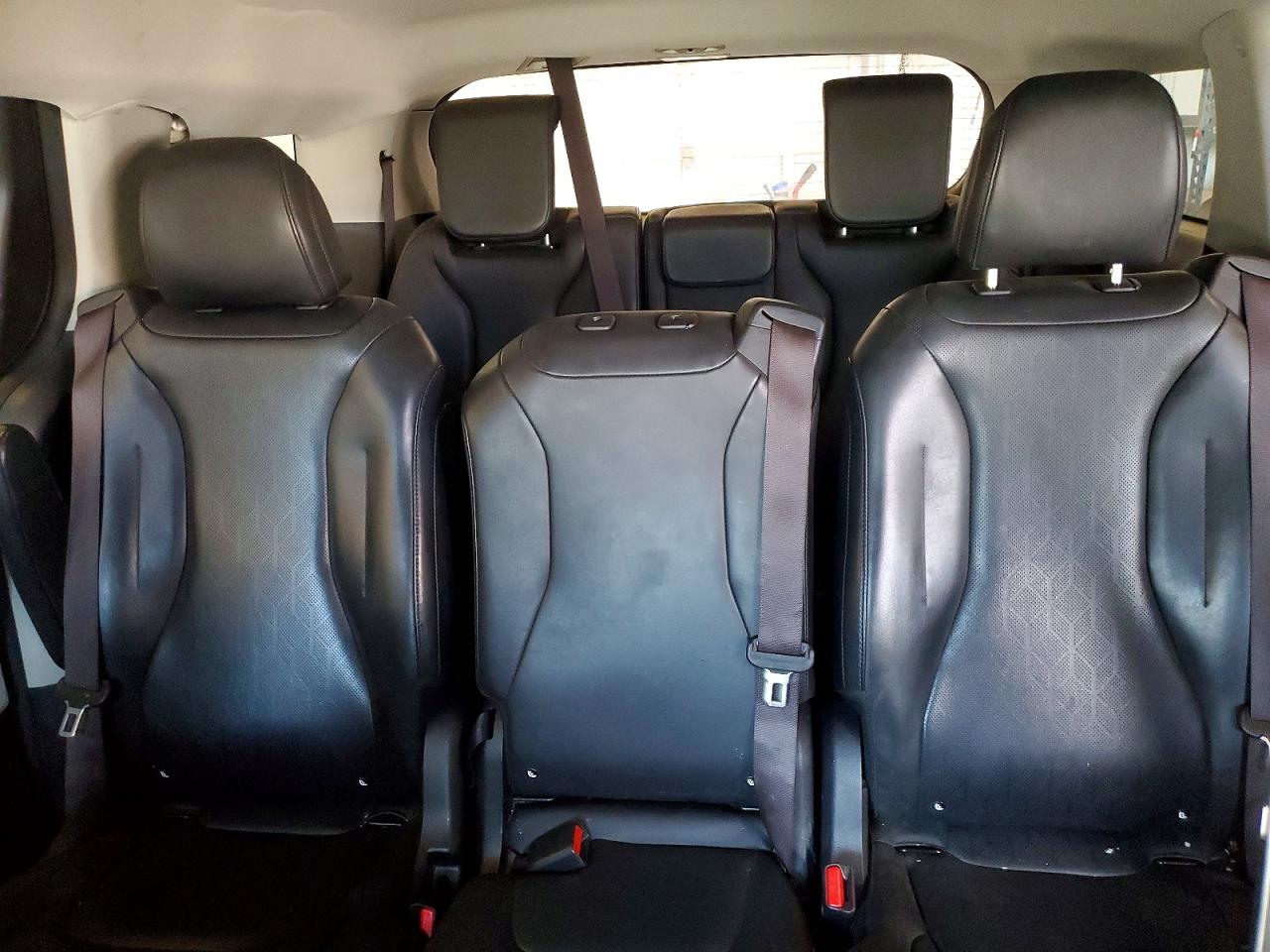Kia Carnival Lx