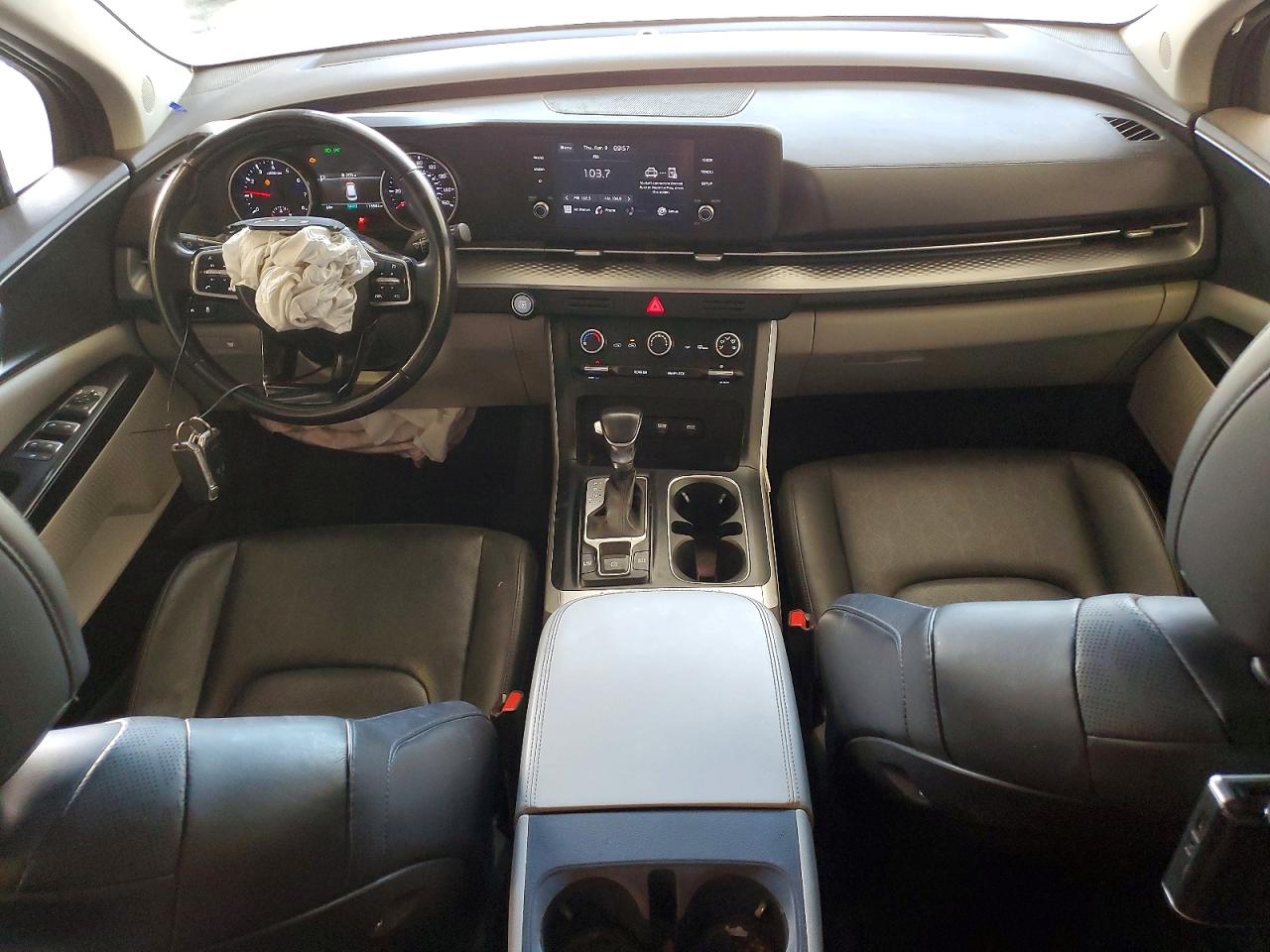 Kia Carnival Lx