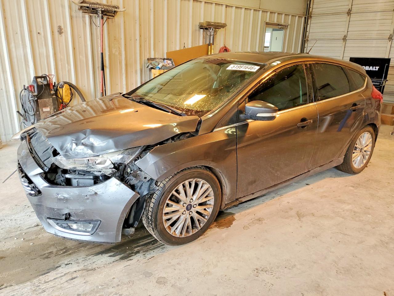 Salvage Ford Focus Image