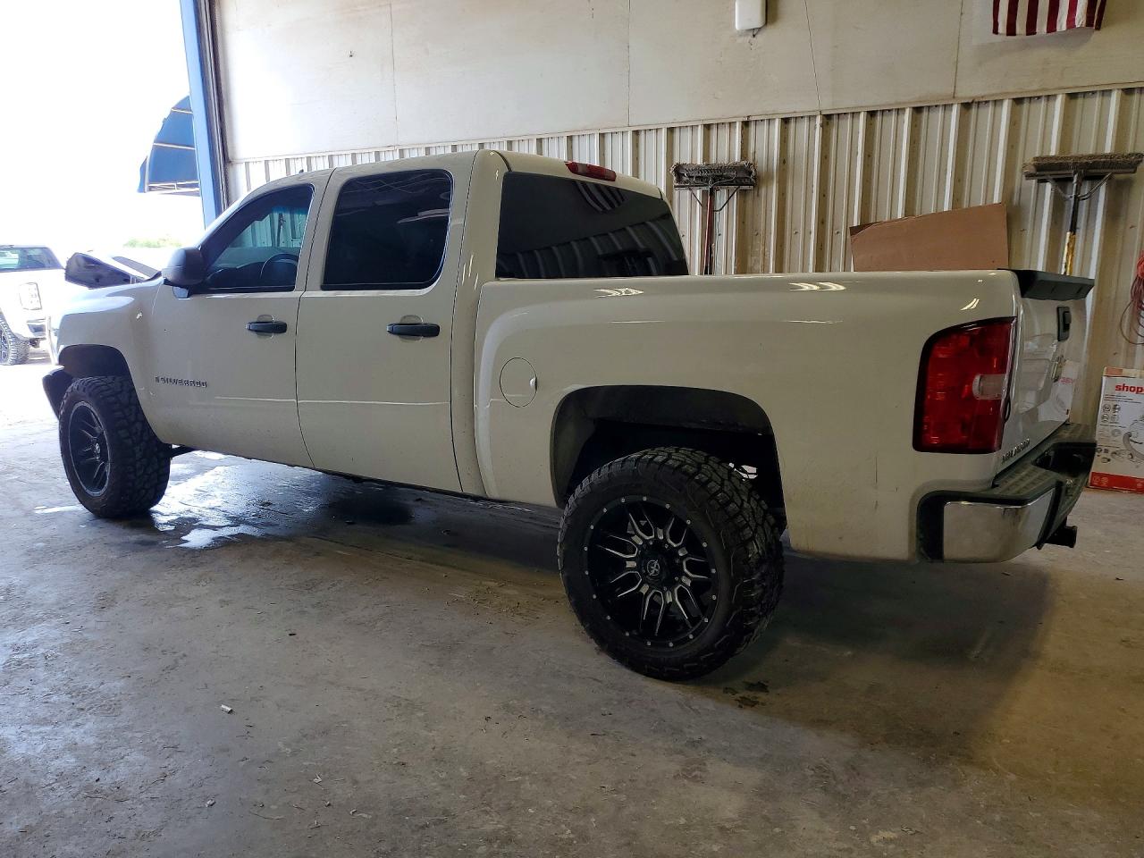 Chevrolet Silverado C1500 Crew Cab