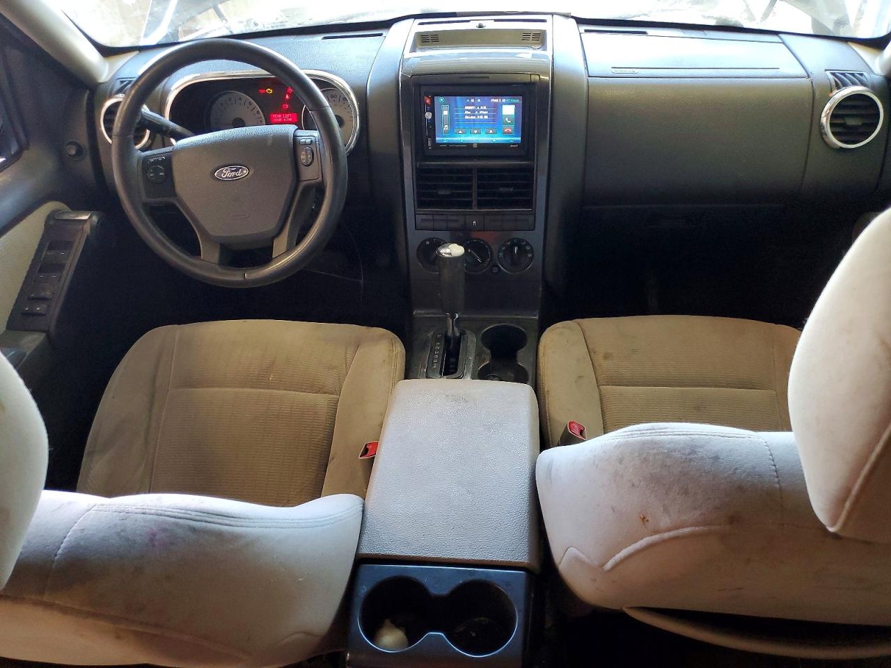 Ford Explorer Xlt