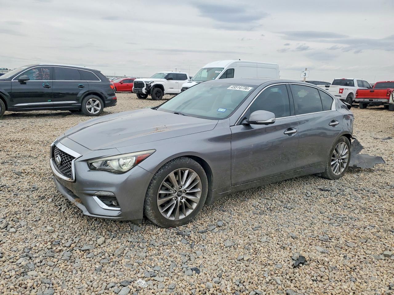 Salvage INFINITI Q50 Image