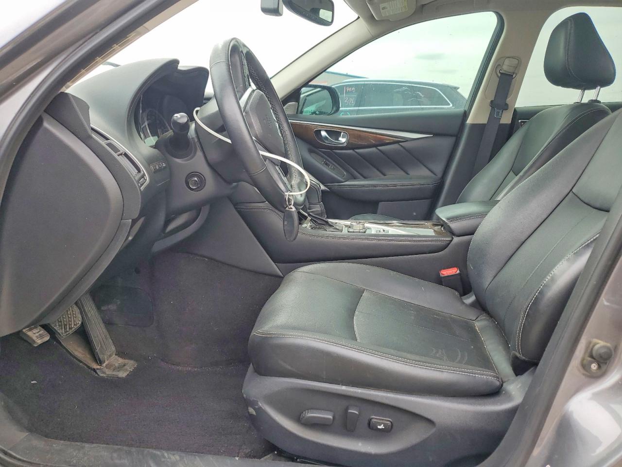 INFINITI Q50 3.0t Luxe