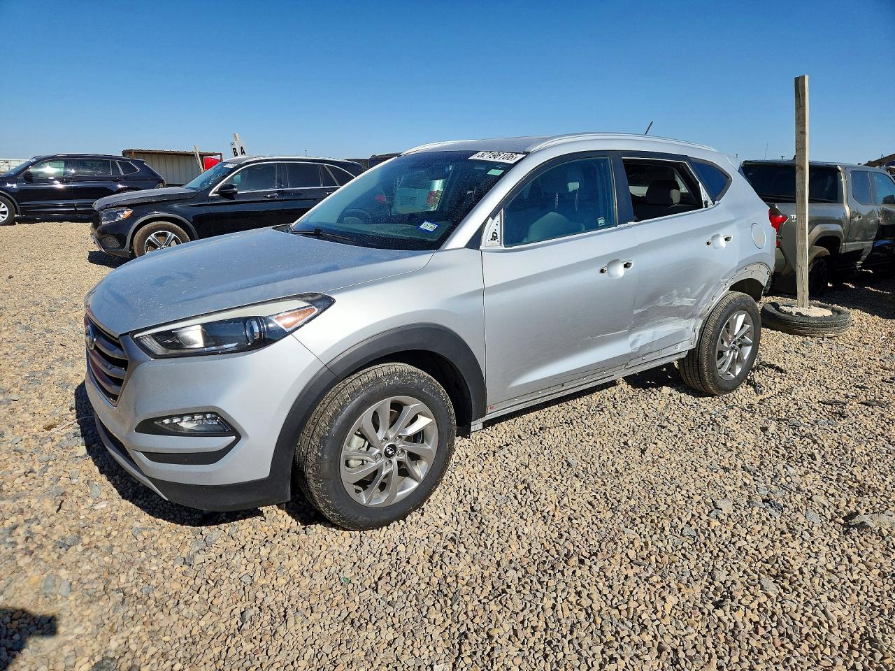 Salvage Hyundai TUCSON Image