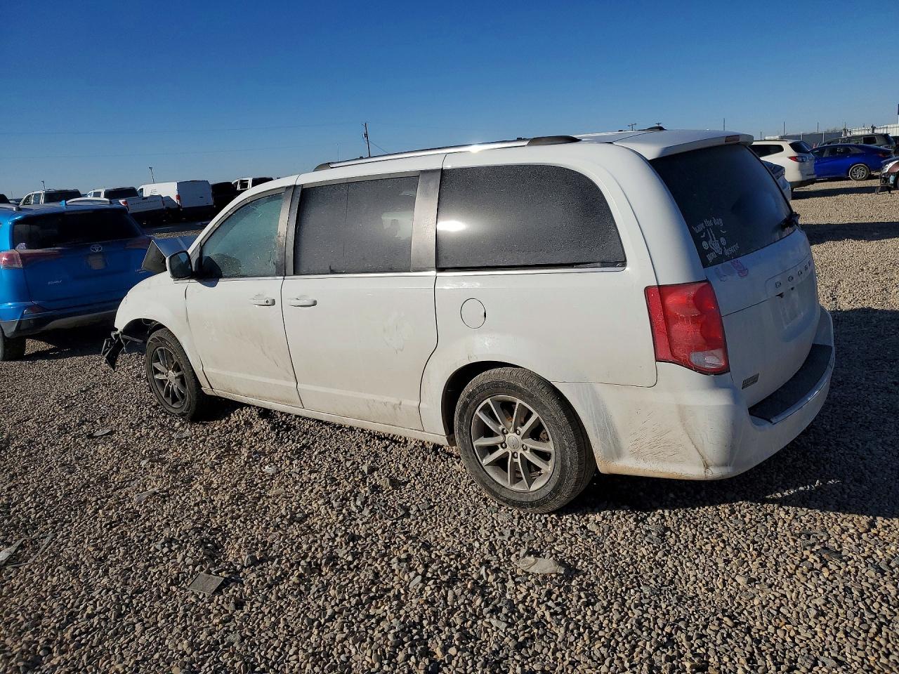 Dodge Caravan Sxt