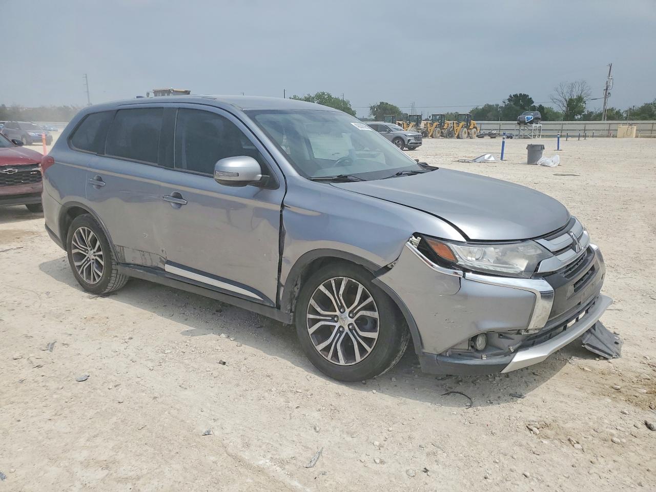 Mitsubishi Outlander Se