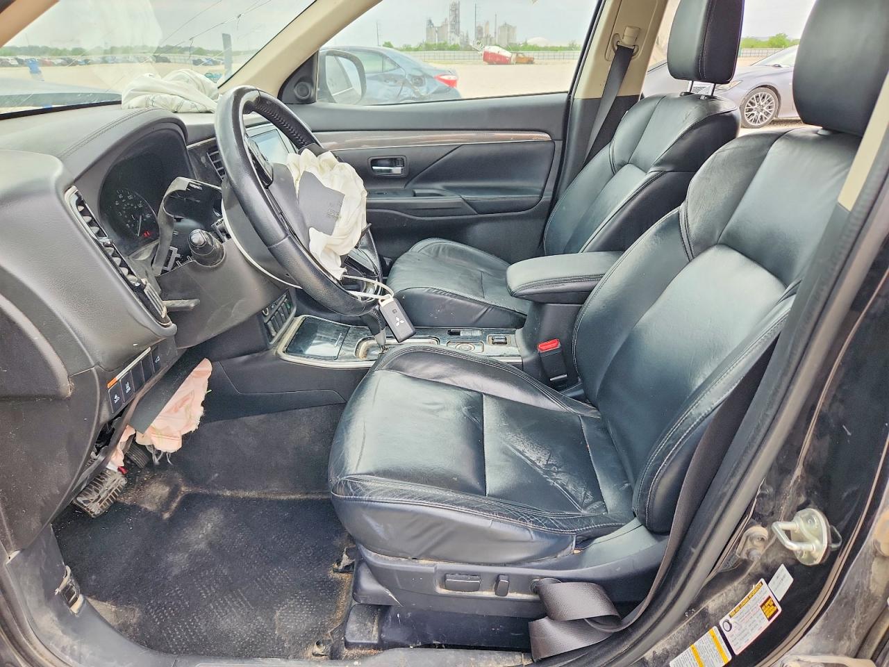 Mitsubishi Outlander Se
