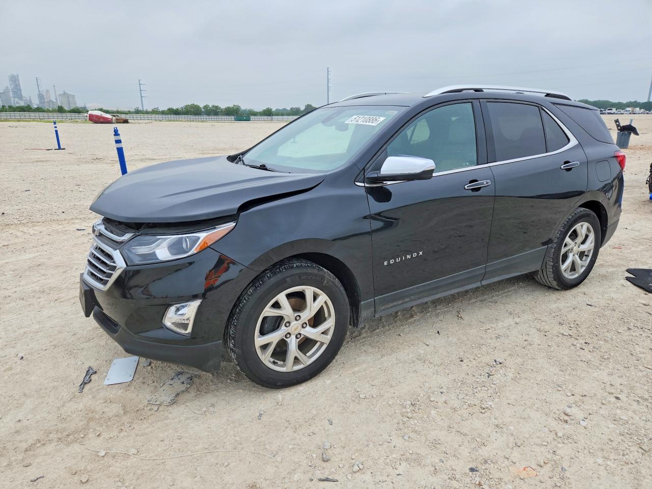 Salvage Chevrolet Equinox Image