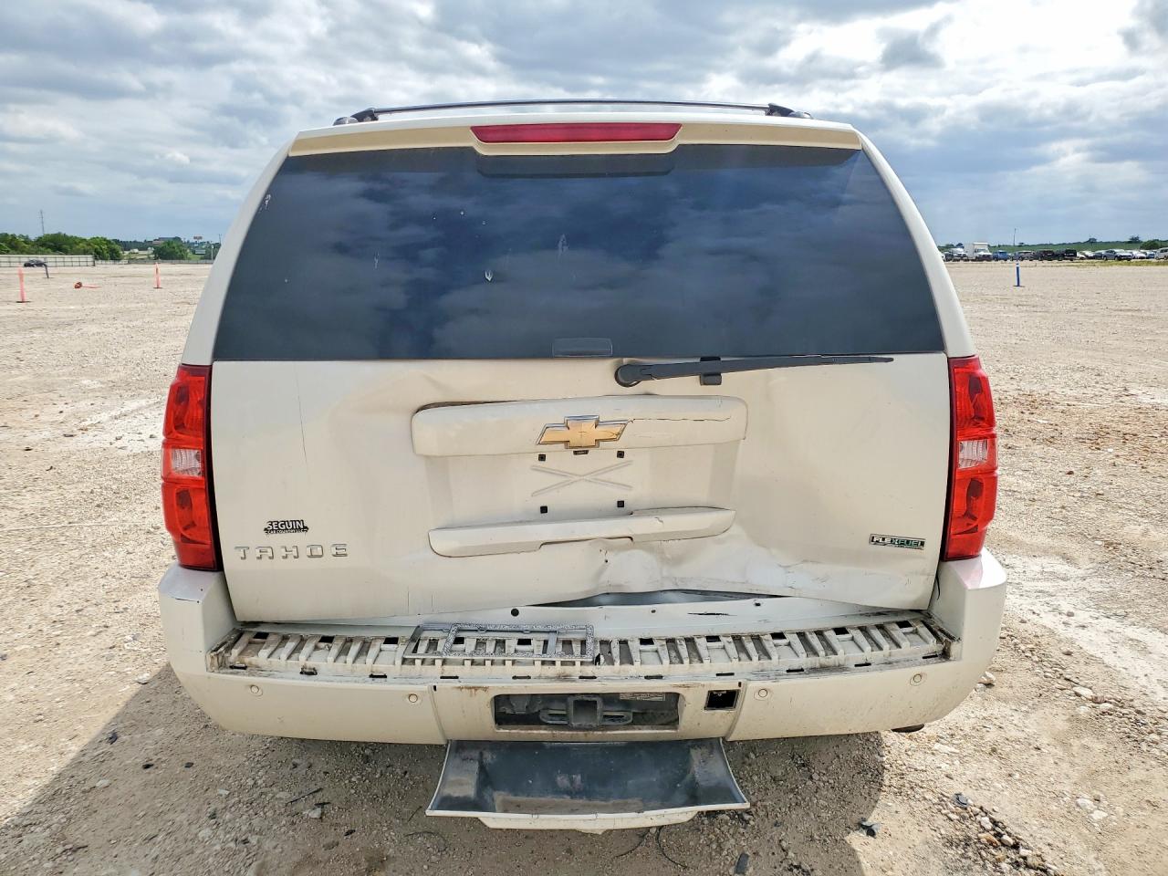 Chevrolet Tahoe C1500 Ltz