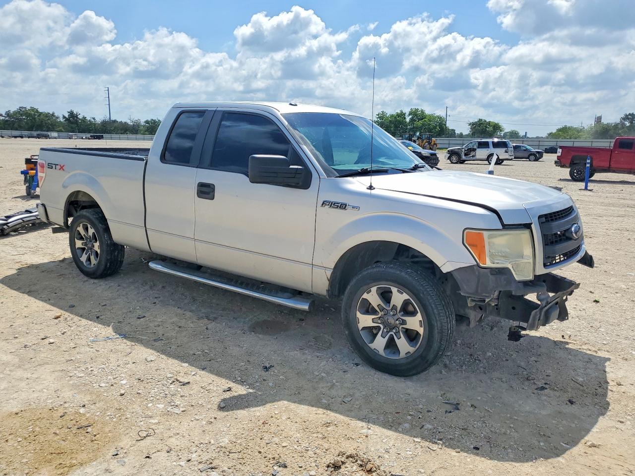 Ford F-150 Super Cab