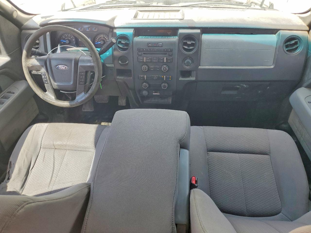 Ford F-150 Super Cab