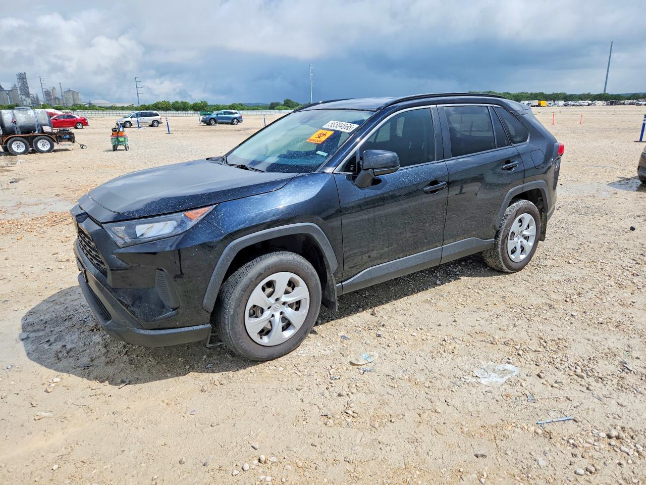 Salvage Toyota RAV4 Image