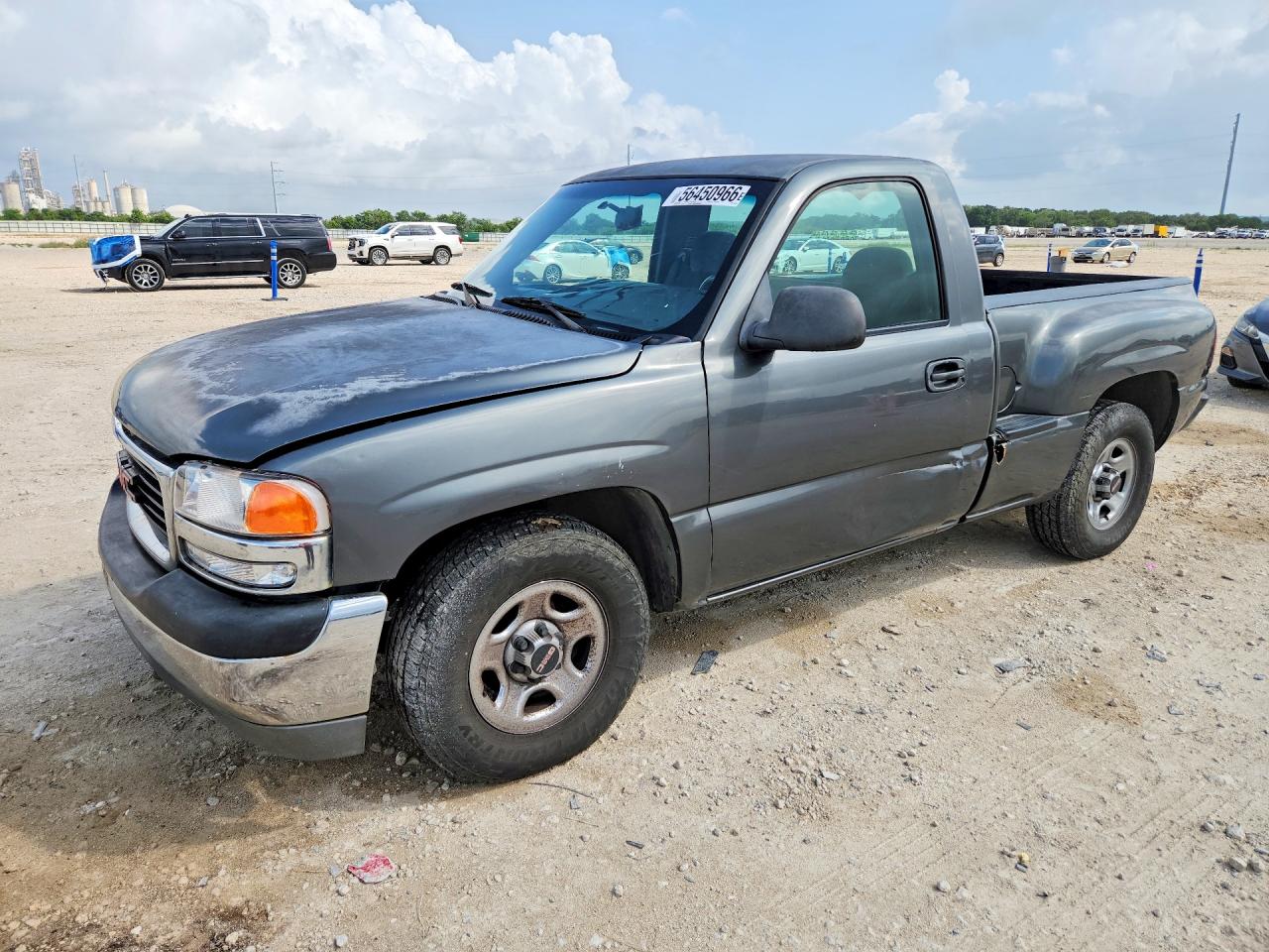 Salvage GMC Sierra Image
