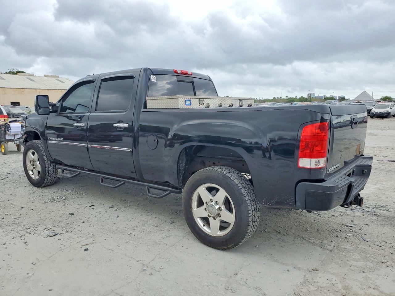 GMC Sierra K2500 Denali