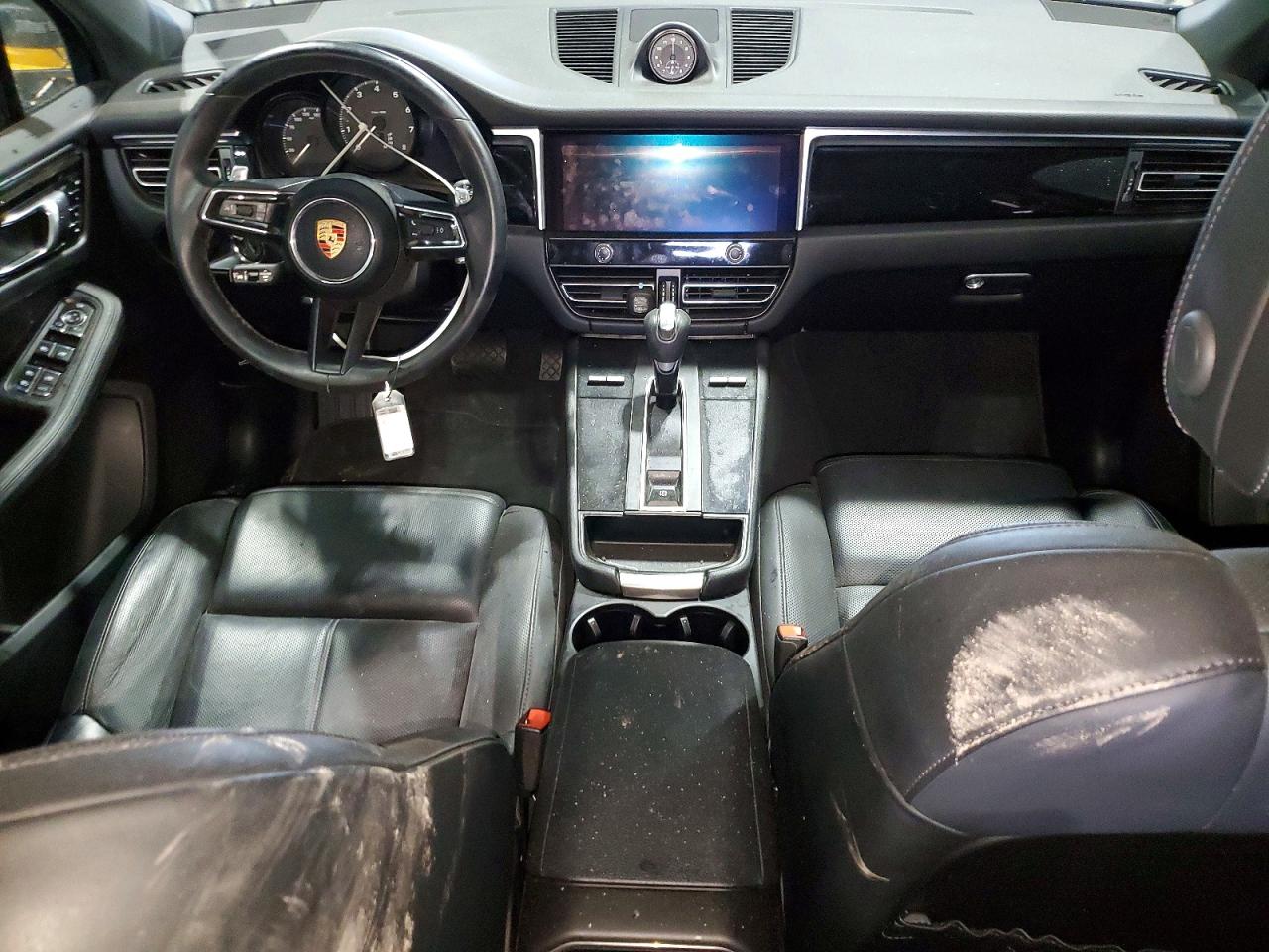 Porsche Macan Base