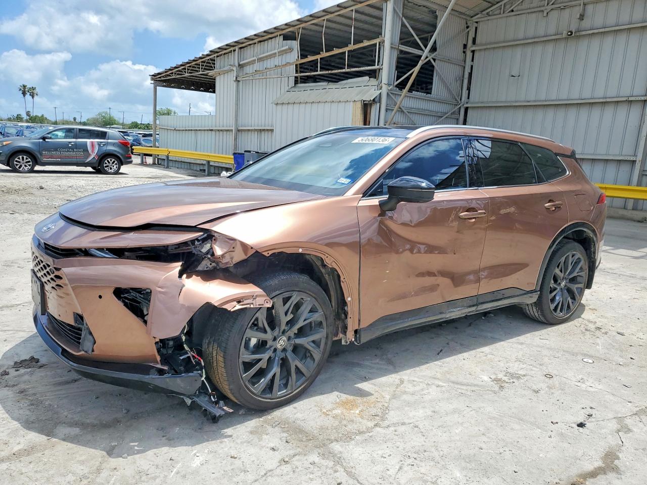 Salvage Toyota Crown Signia Image