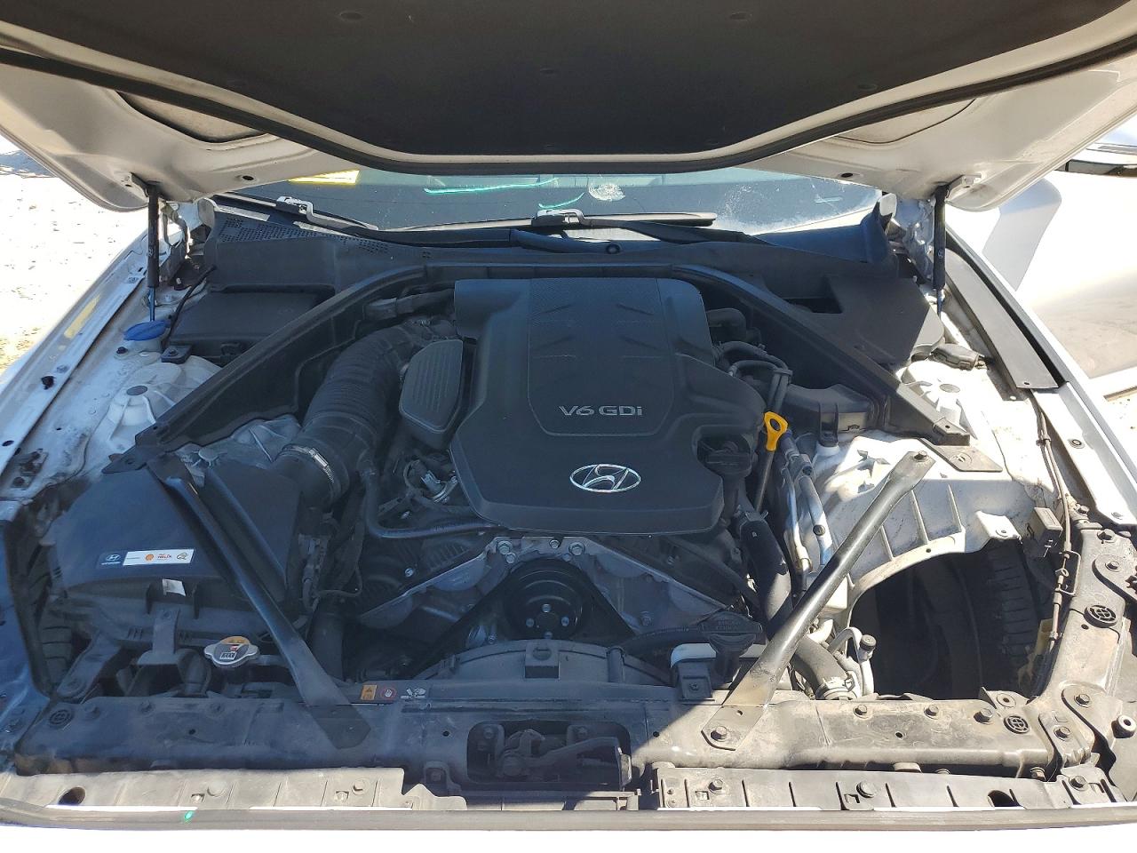 Hyundai Genesis 3.8l