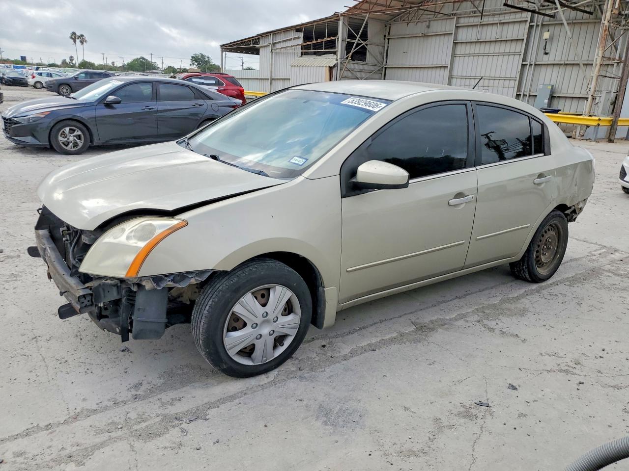 Salvage Nissan Sentra Image