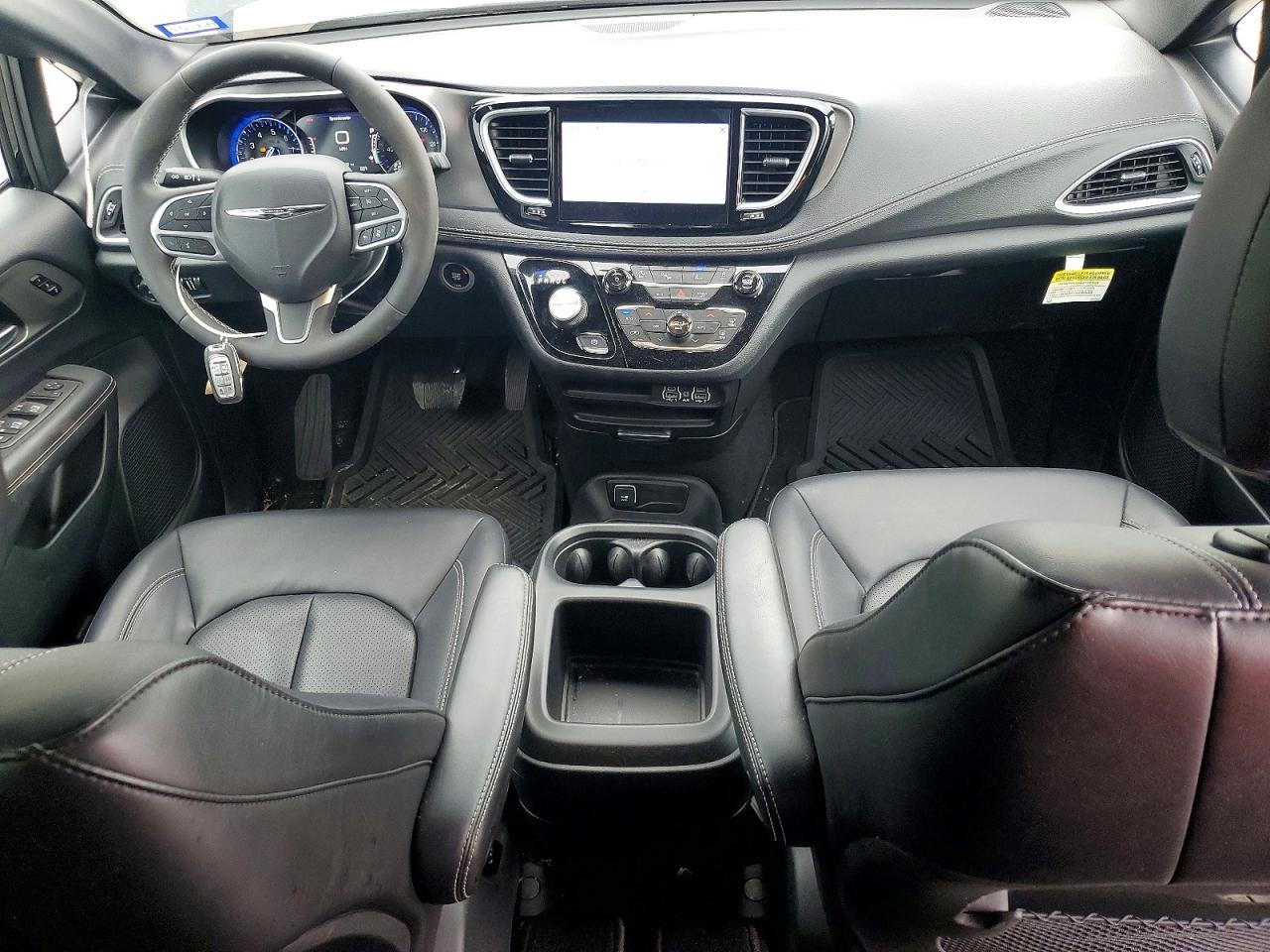 Chrysler Pacifica Select