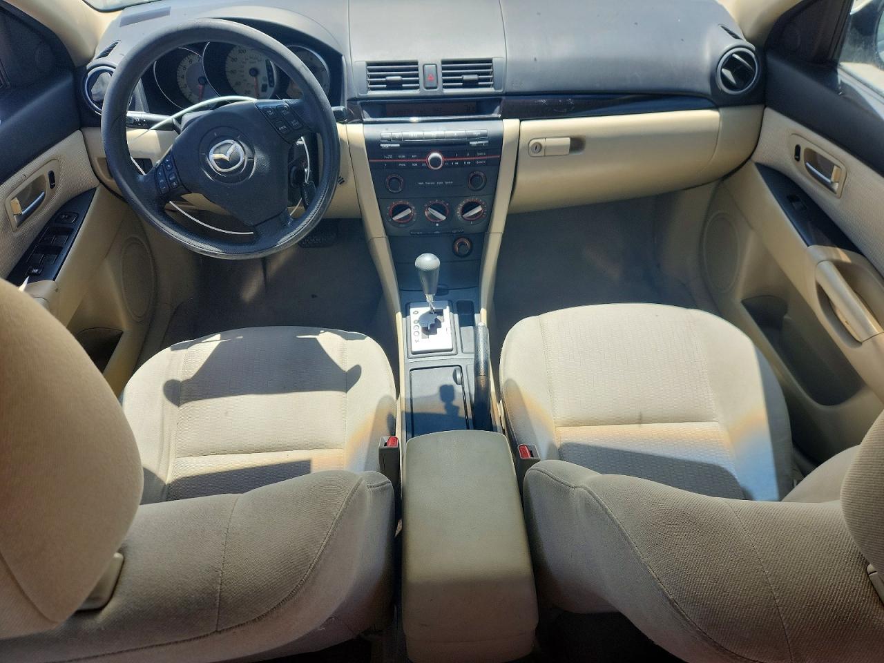 Mazda 3 I