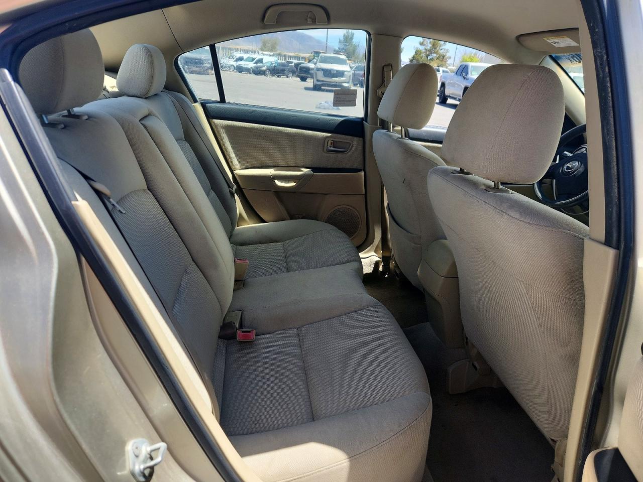 Mazda 3 I