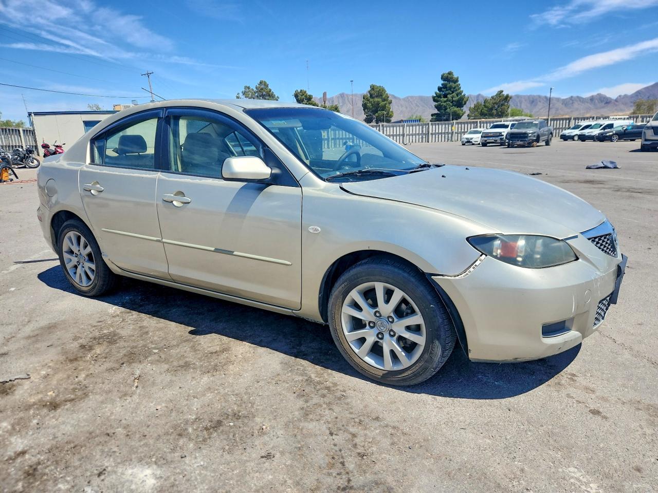 Mazda 3 I