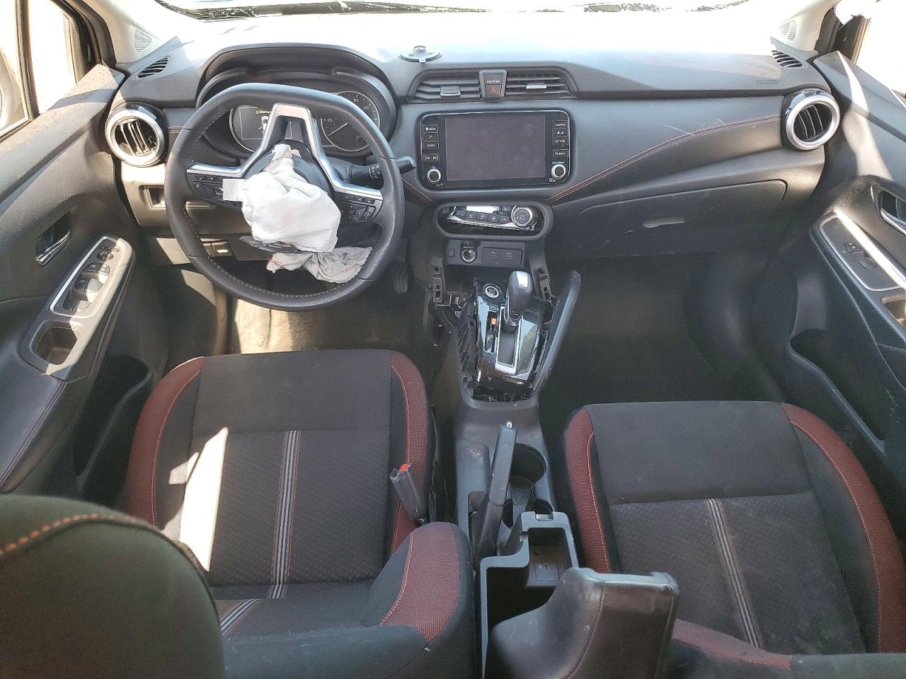 Nissan Versa Sr