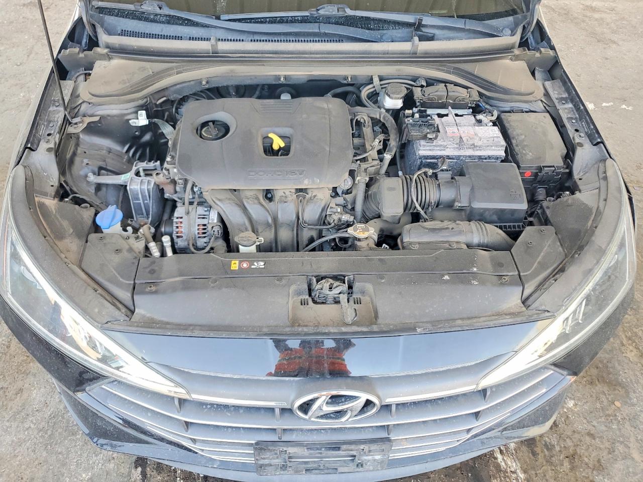 Hyundai ELANTRA Sel