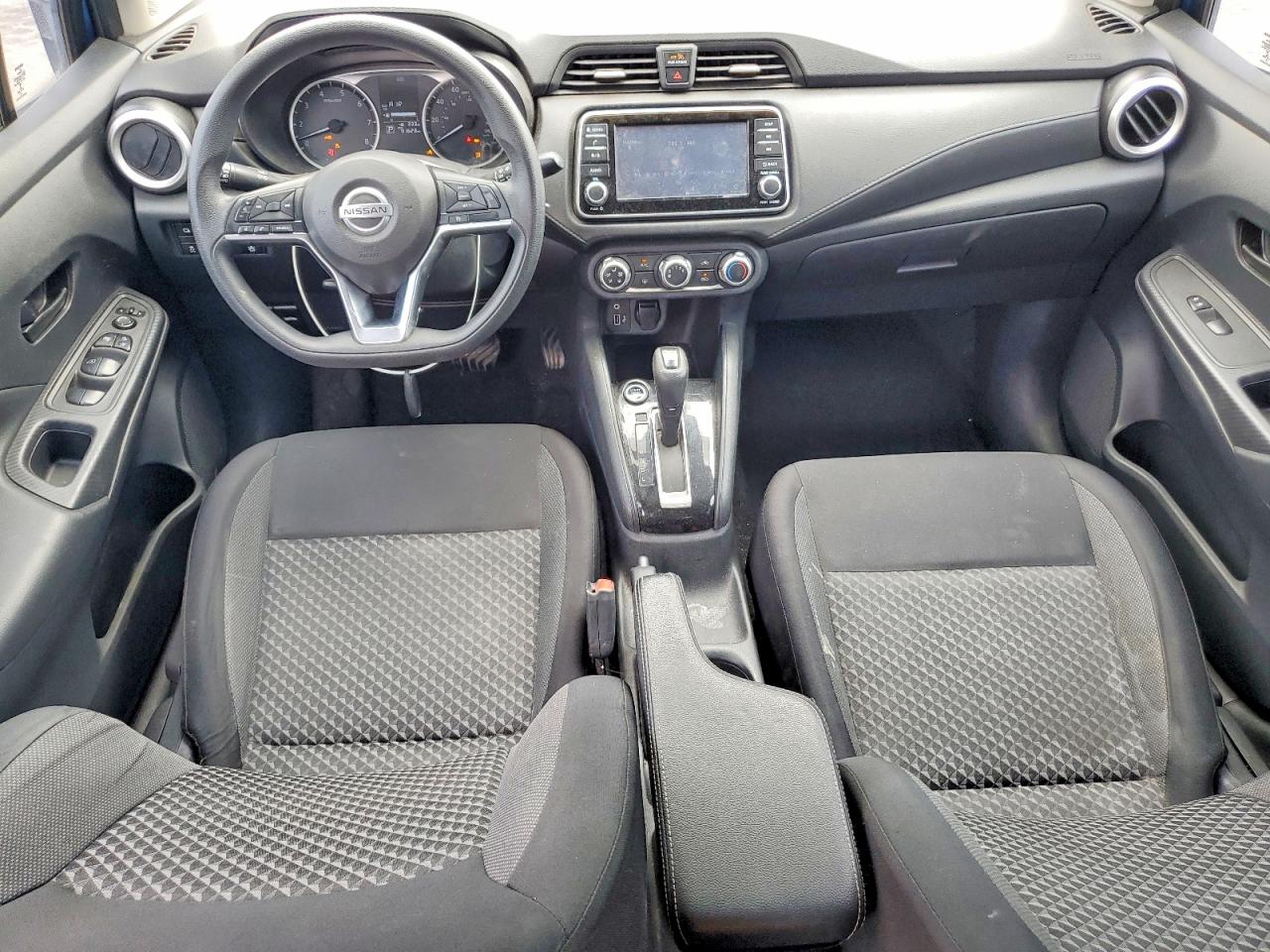 Nissan Versa S