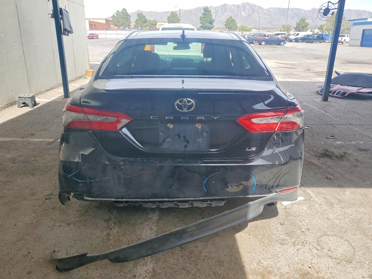 Toyota Camry Le