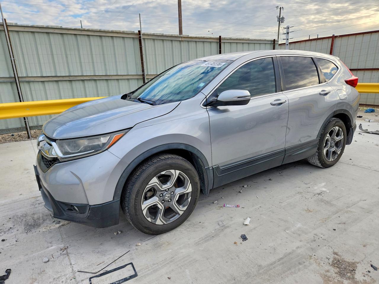 Salvage Honda Crv Image