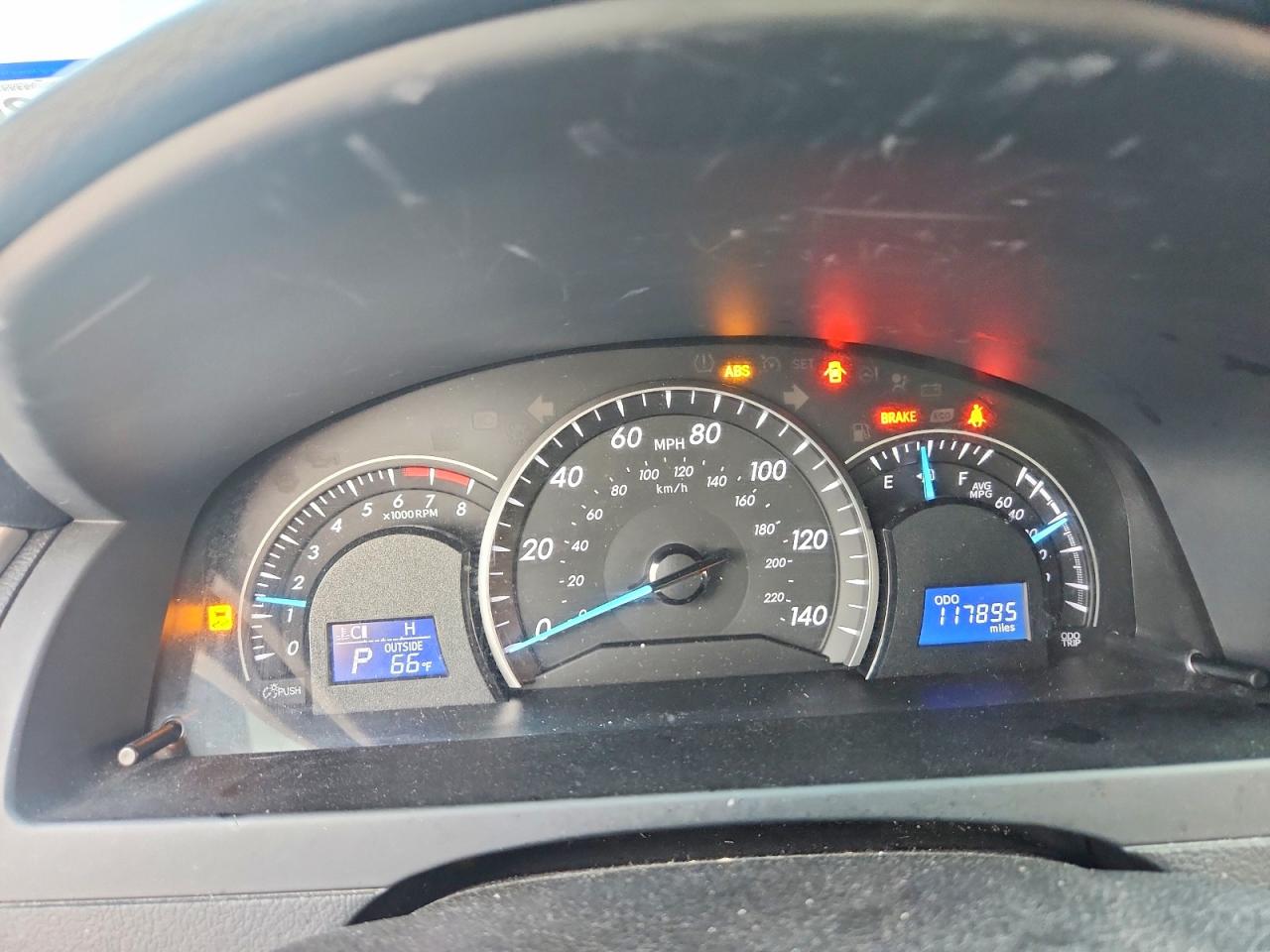 Toyota Camry Le