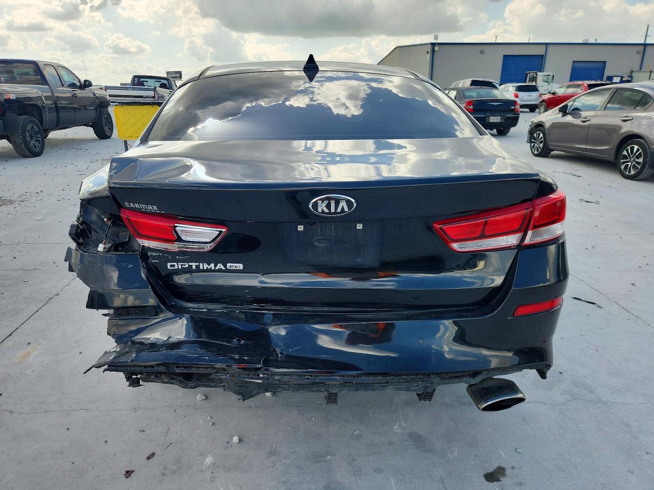 Kia Optima Lx