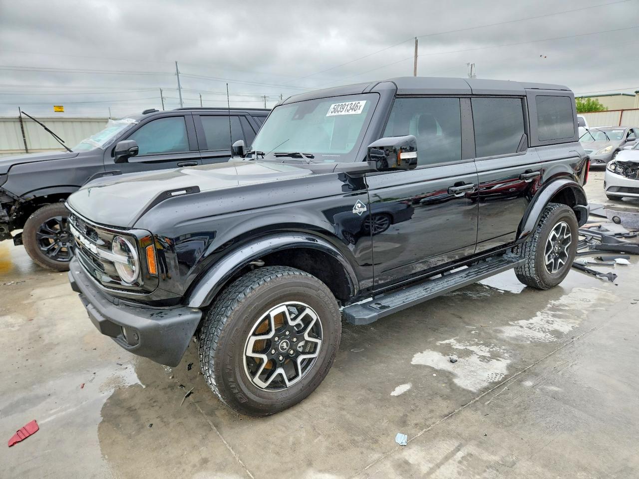 Salvage Ford Bronco Image