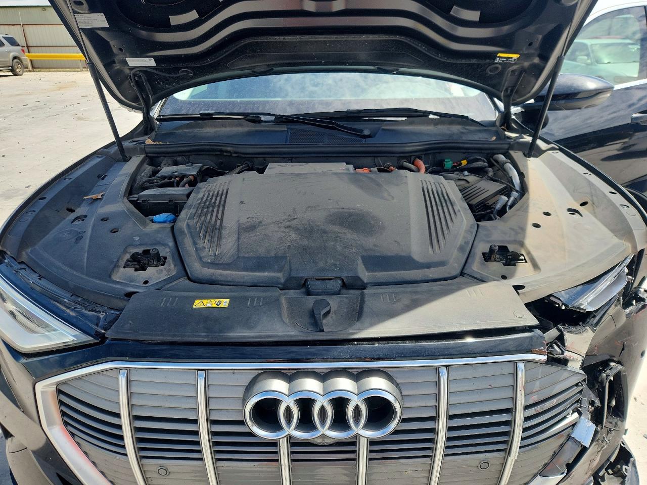 Audi e-tron Sportback Premium Plus
