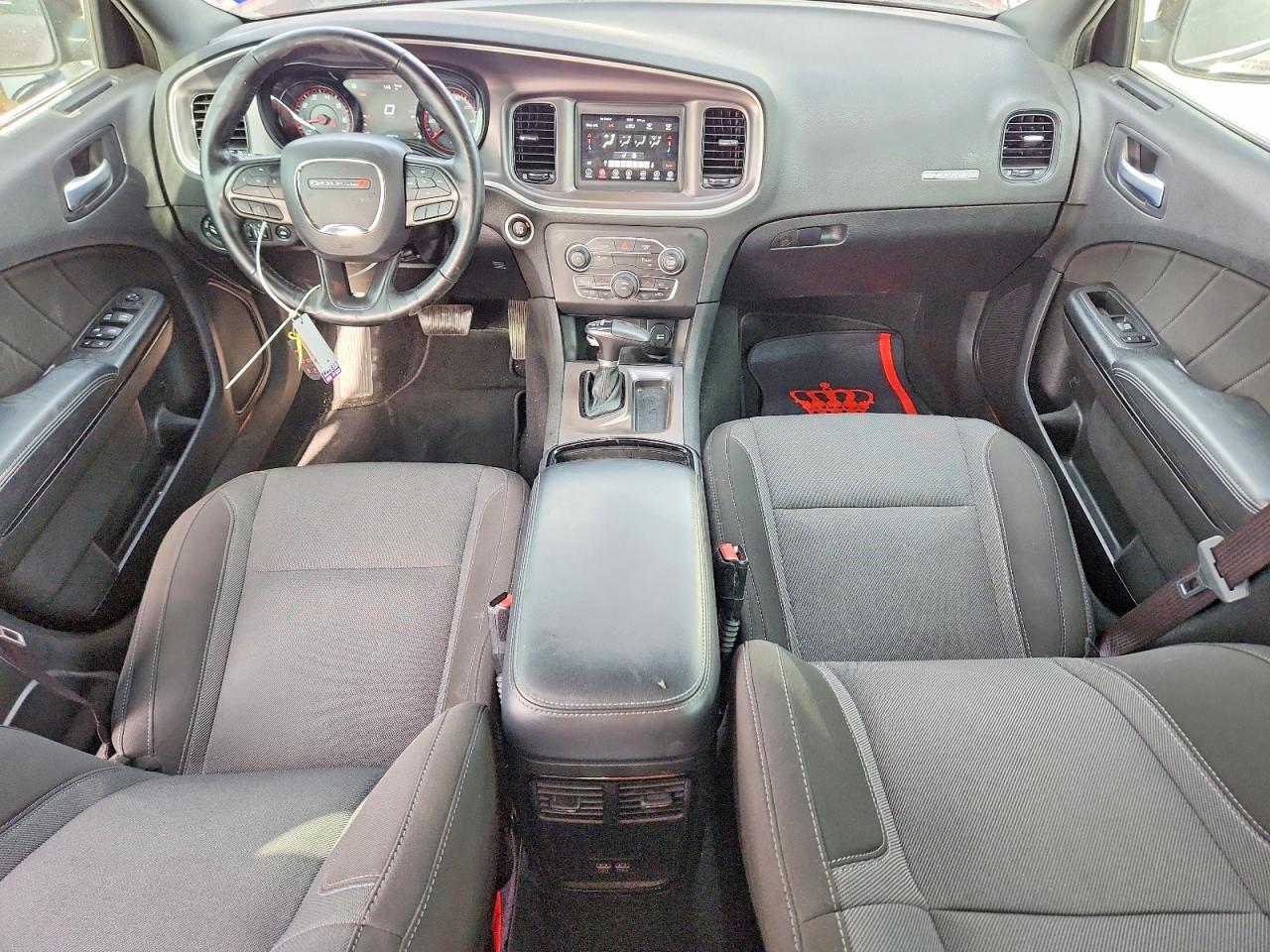 Dodge Charger Sxt