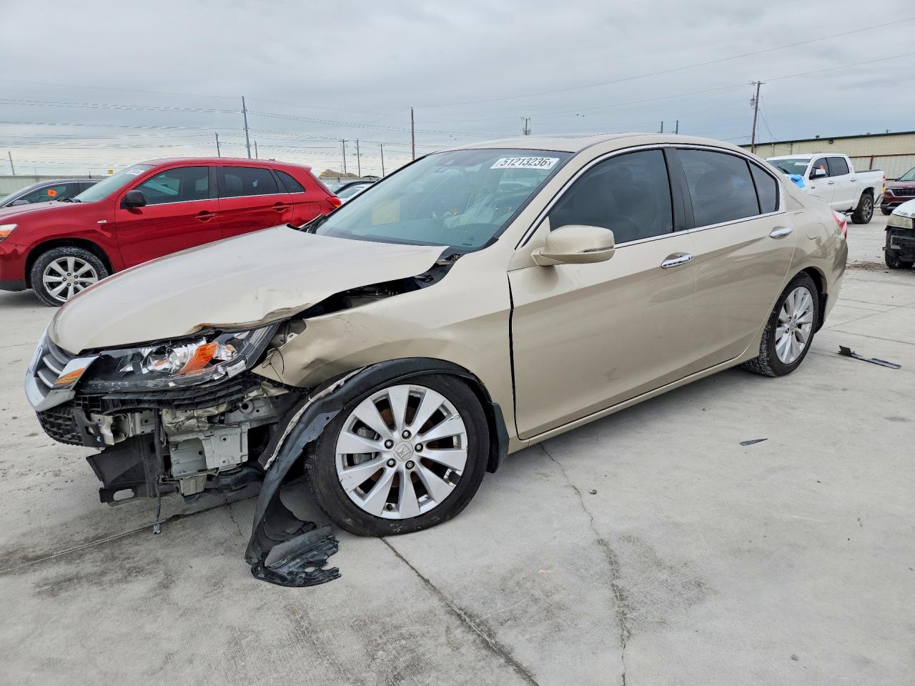 Salvage Honda Accord Image