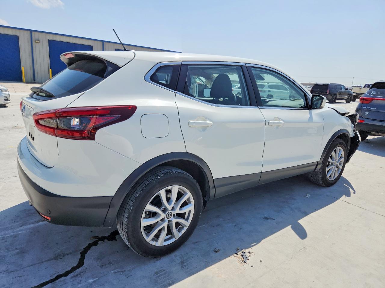 Nissan Rogue S