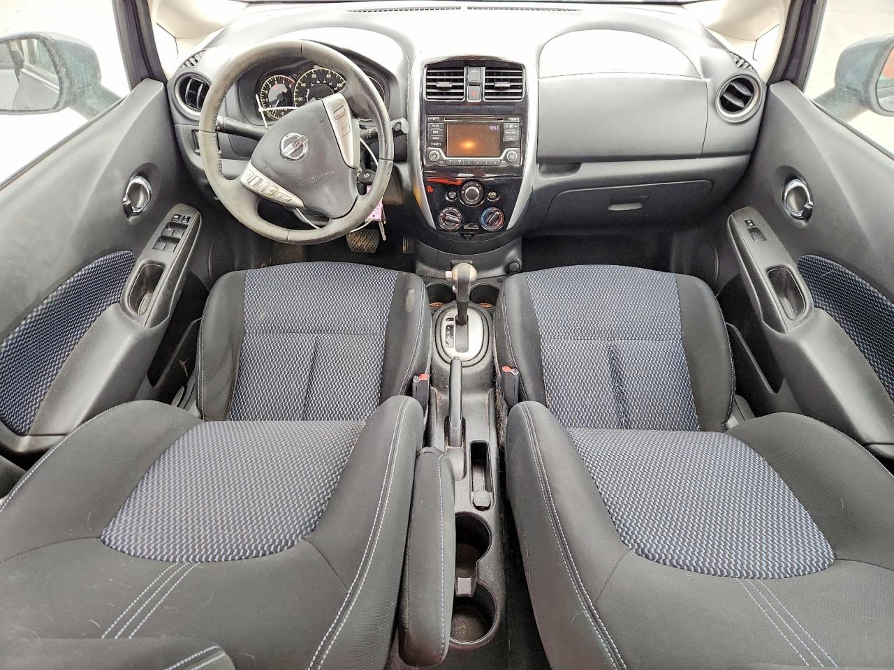 Nissan Versa Sv