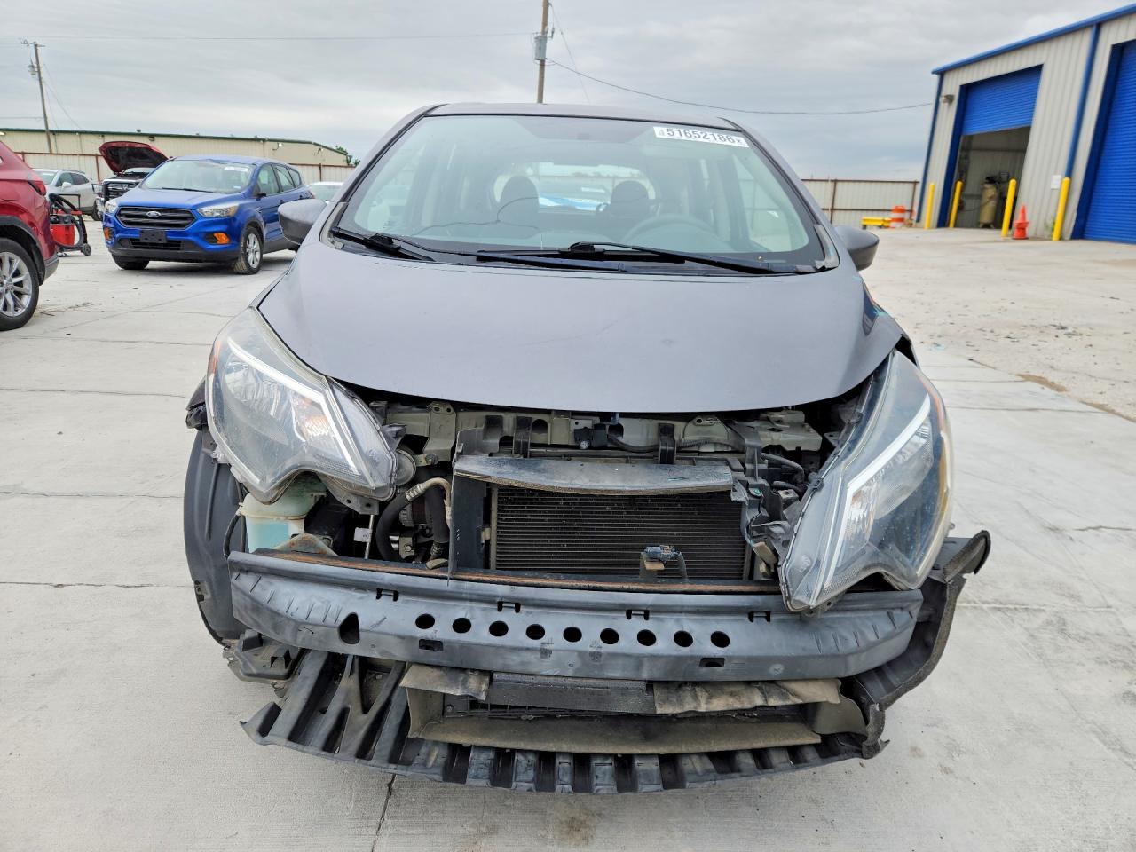 Nissan Versa Sv