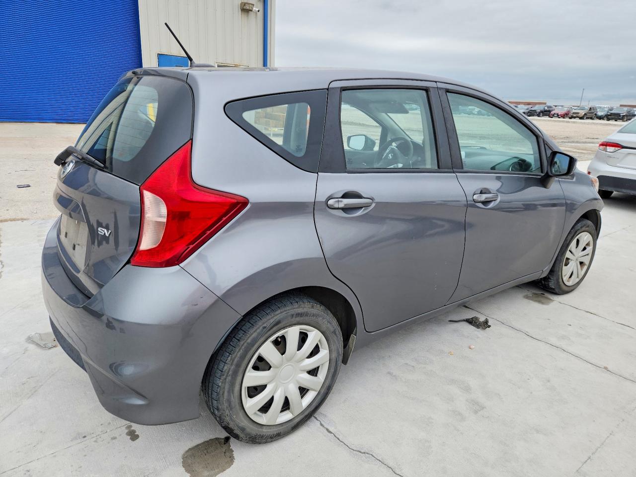 Nissan Versa Sv