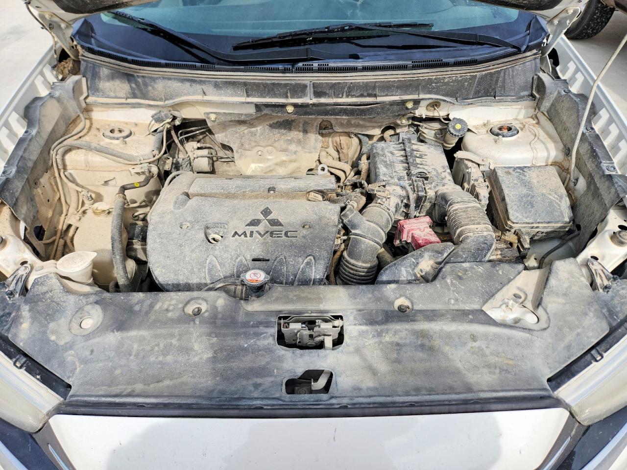 Mitsubishi Outlander Es