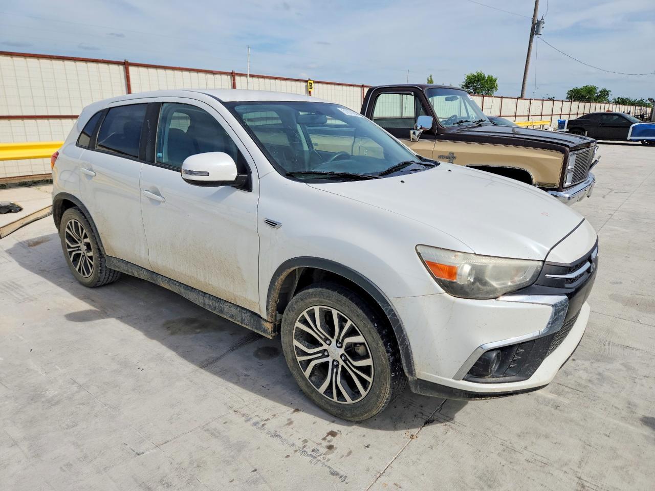 Mitsubishi Outlander Es