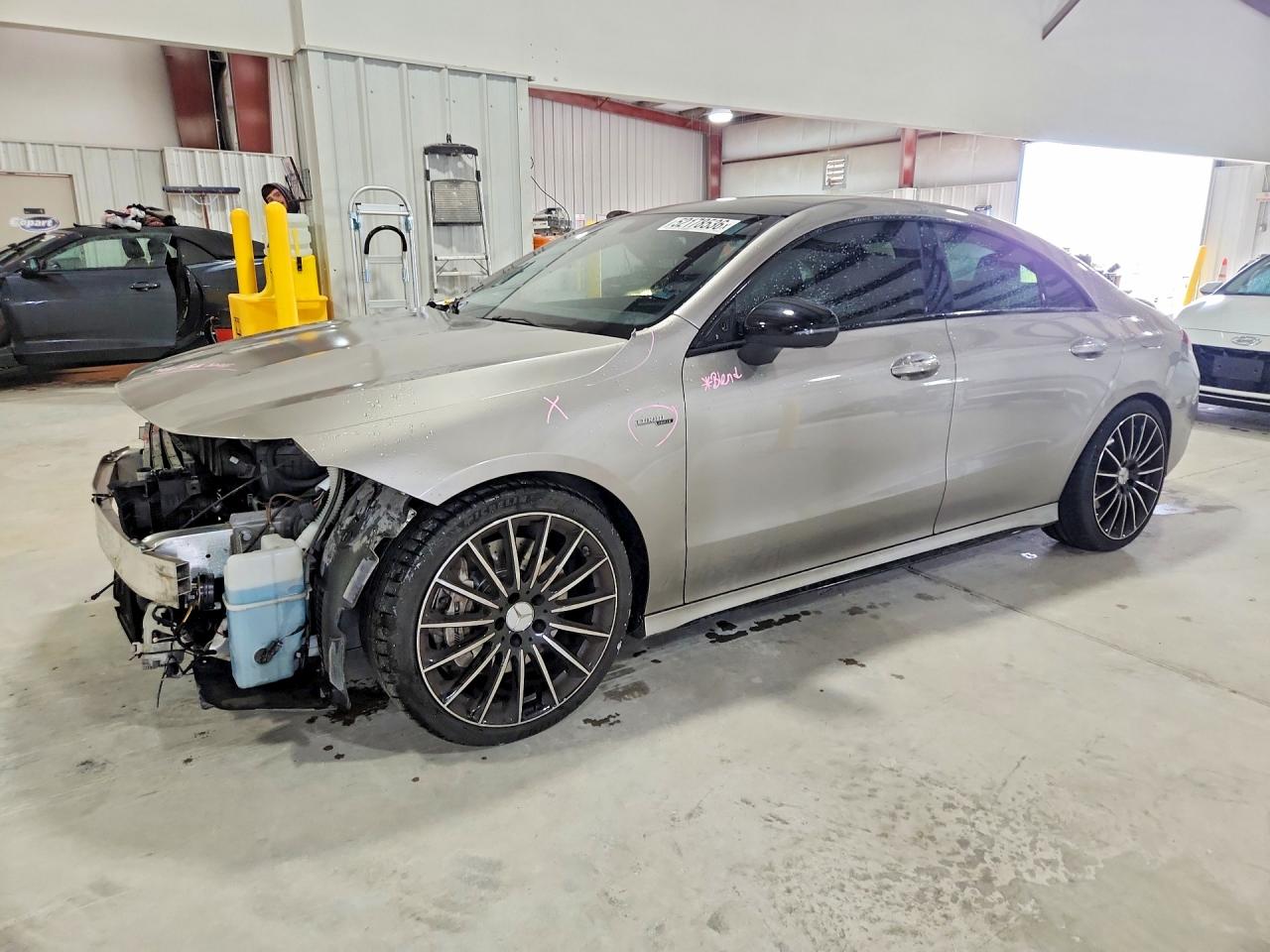 Salvage Mercedes-Benz Cla-class Image