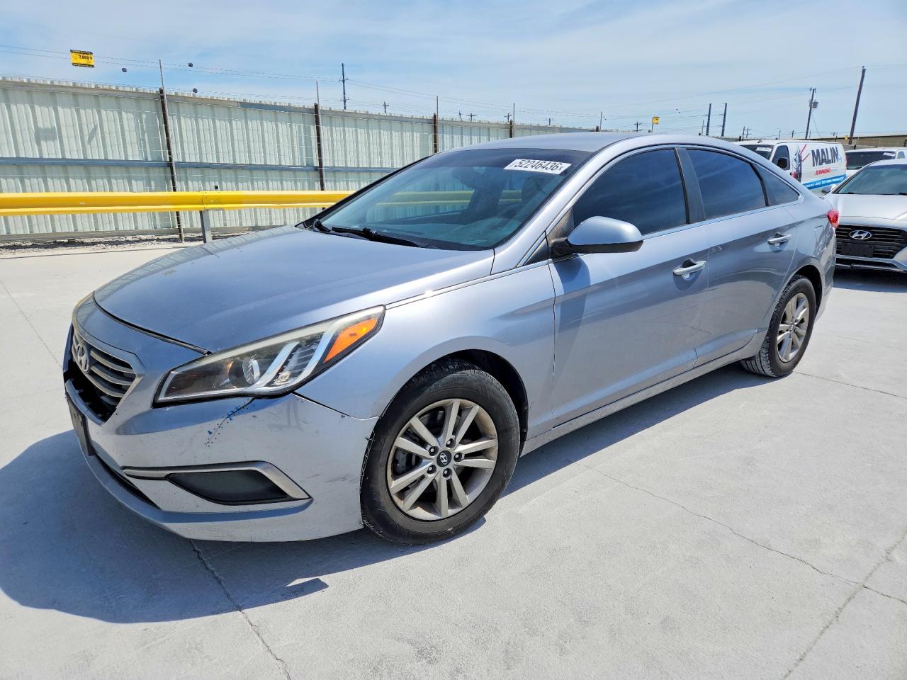 Salvage Hyundai SONATA Image