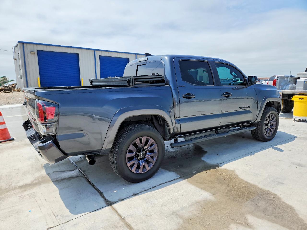 Toyota Tacoma Limited